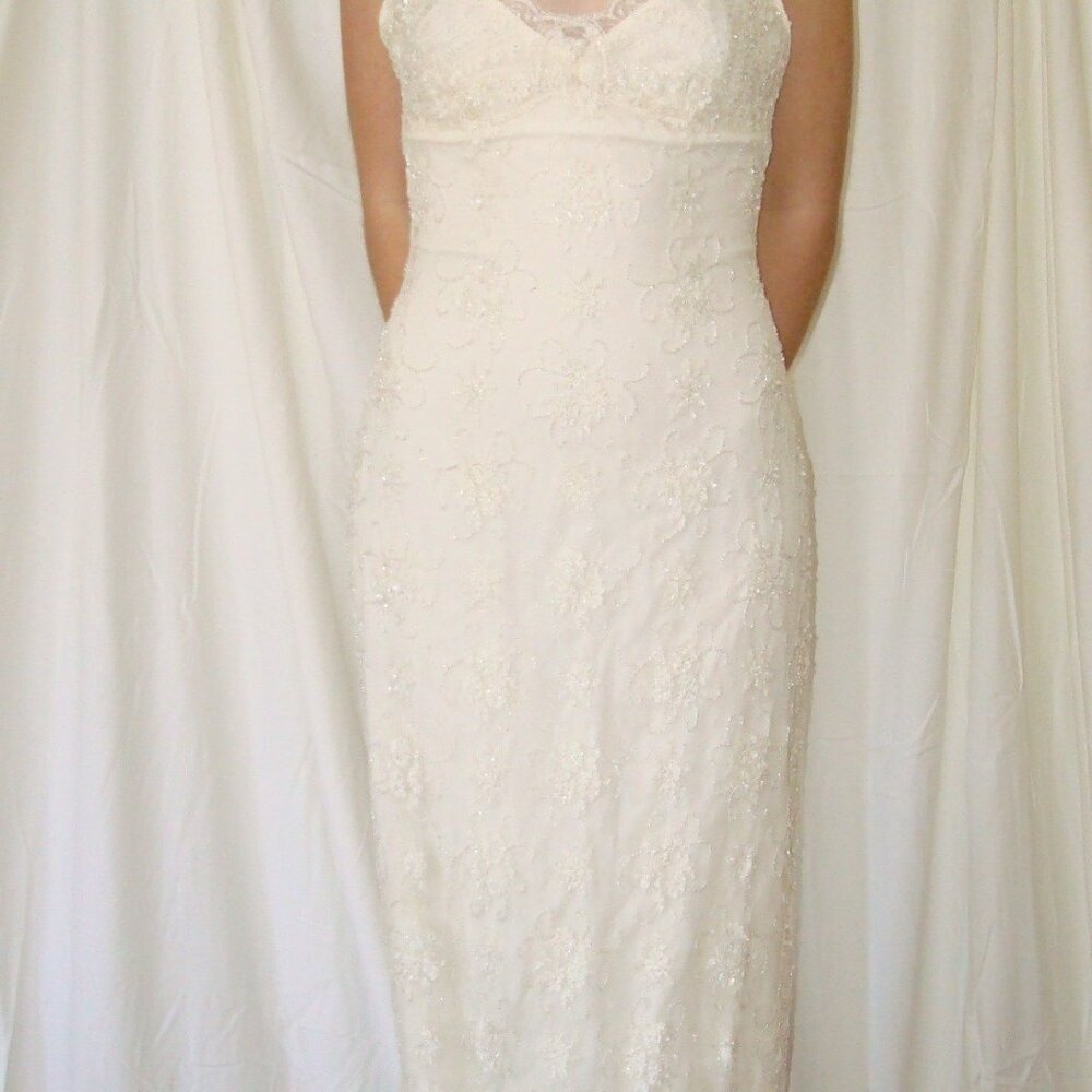 Brand new Collette Dinnigan wedding gown, with tags - Picture 7 of 7
